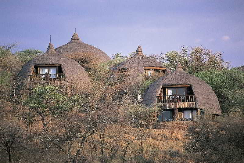 Serengeti Serena Safari Lodge Exterior foto